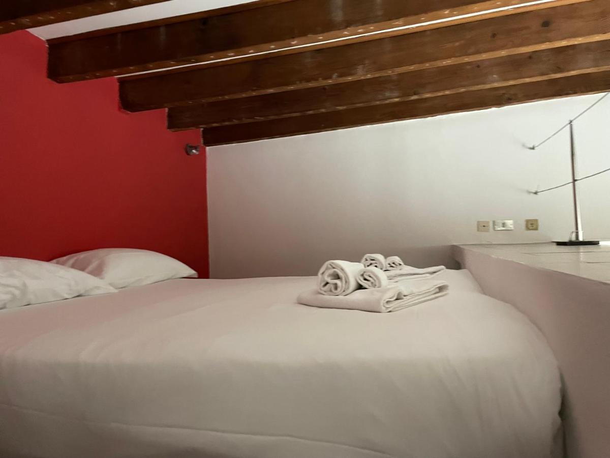 Appartamento Milano Navigli - Affitti Brevi Italia Экстерьер фото